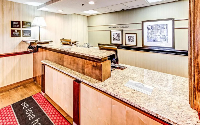 Hampton Inn Columbusi70ehamilt