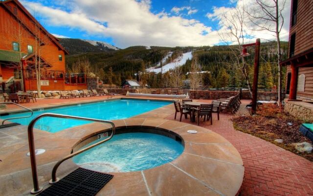 47 River Run Townhomes 3 Bedroom Townhouse by RedAwning