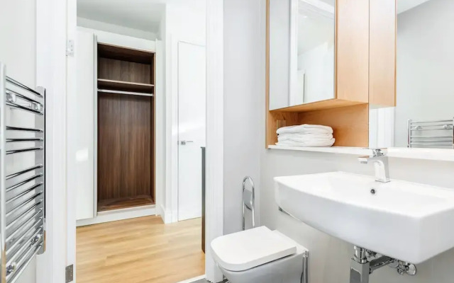 Attractive Atria Apartments