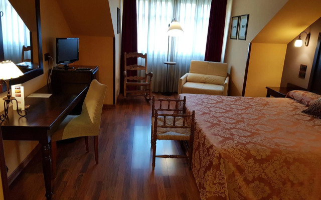Hotel Cotiella