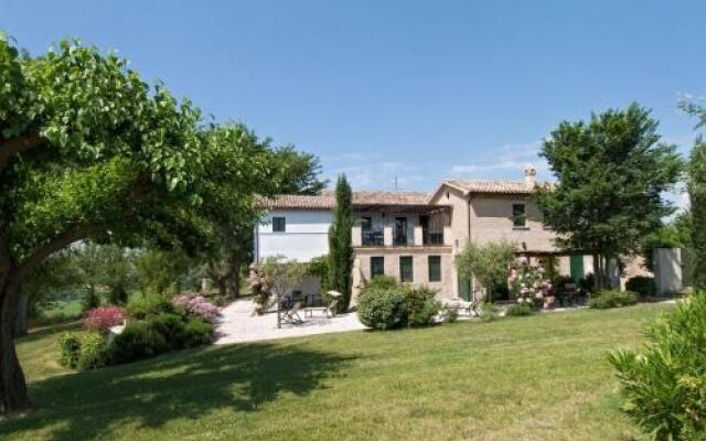 Vigna Sant' Amico Country House