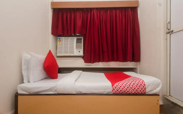 OYO 935 Hotel Palkhee