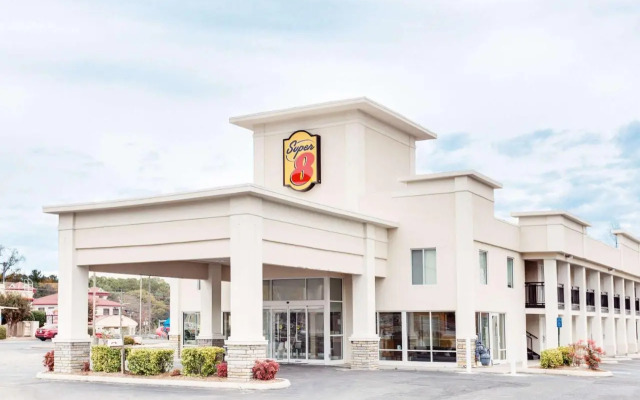 Travelodge Dalton Convention Center Area