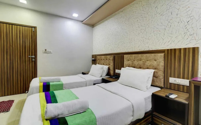 Hotel New Blue Sapphire Residency