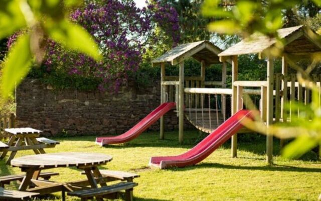 George Inn & Millingbrook Lodge