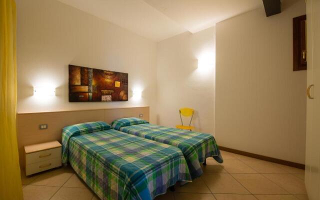 ApartmentsGarda - Canevini Residence