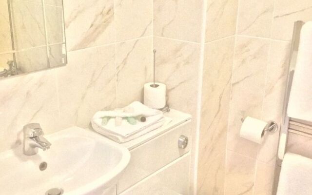 SK Baylis house hotel