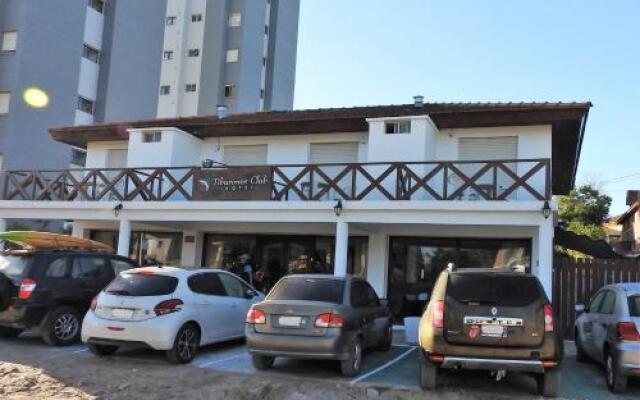 Hotel Tiburones Club