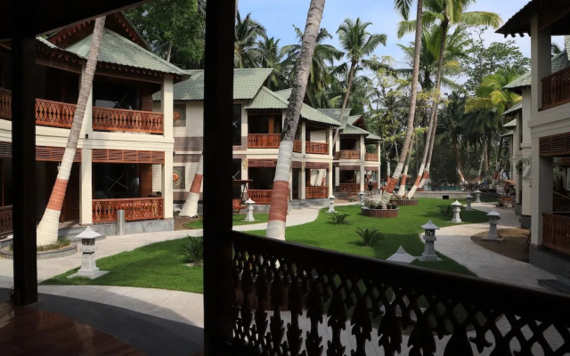Sandyy Wavess Beach Resort