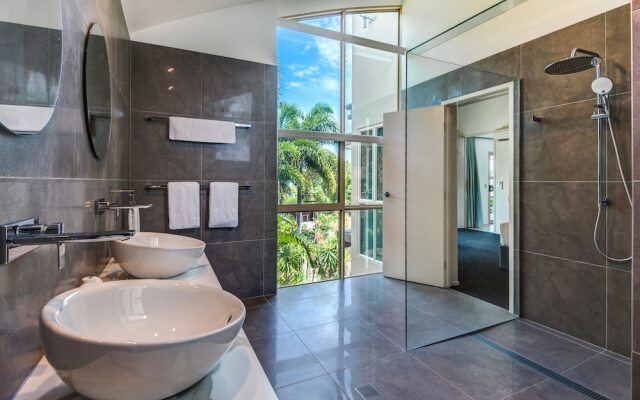 Cooinda Gardens 6 On Hamilton Island