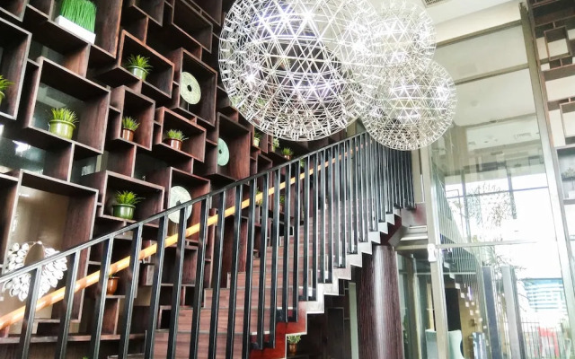 Luxurious 3br Senopati Suites Apartment Near Scbd