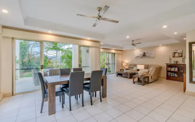 Paradise Links Port Douglas Luxury Villa