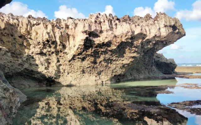 Rote Beach Bungalows