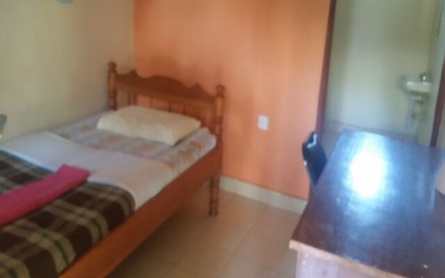 Mountainview Backpackers Kisumu