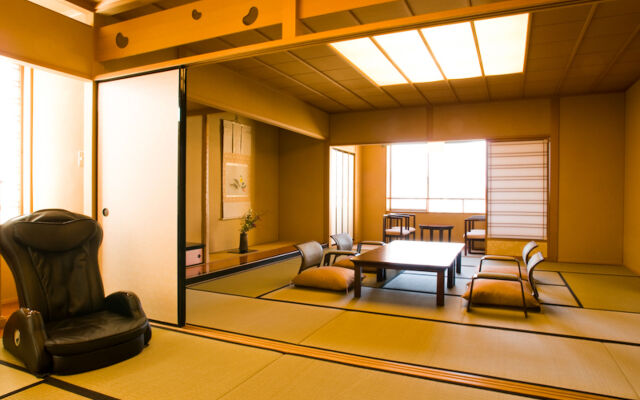 Honjin Hiranoya Kachoan Hotel