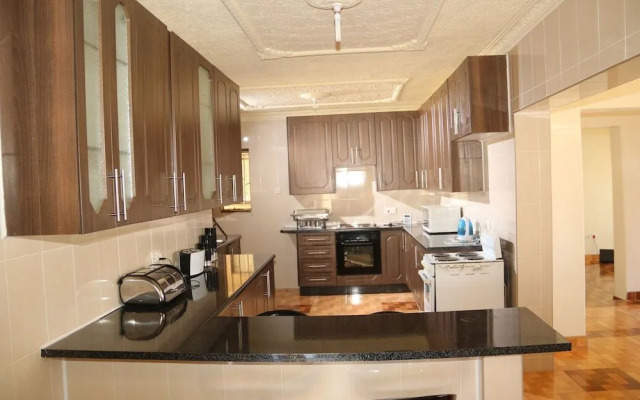 Grey Oak Holiday House