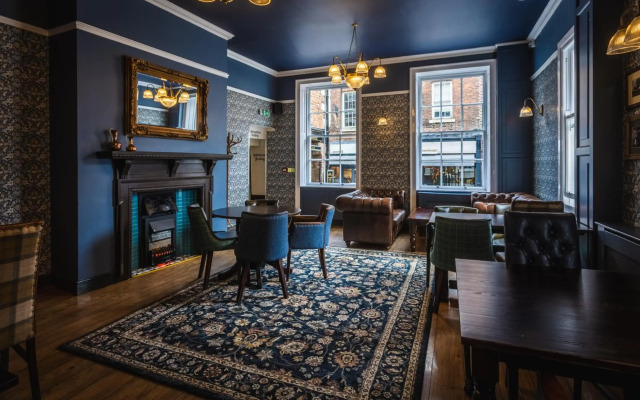 The Pied Bull
