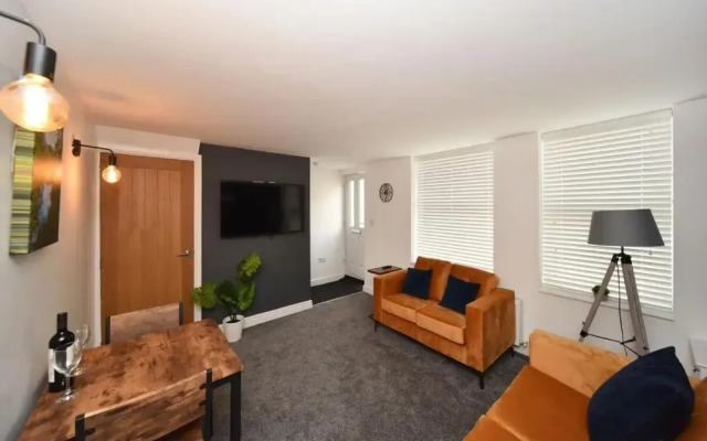 Pinfold Suite - Chester Road Apartments by Premier Serviced Accommodation