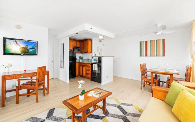 Pacific Monarch - 1 BR - Ocean & City Views