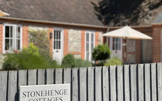 Stonehenge Cottages