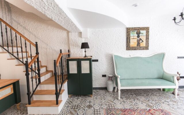 Mastika 1944 Alacati