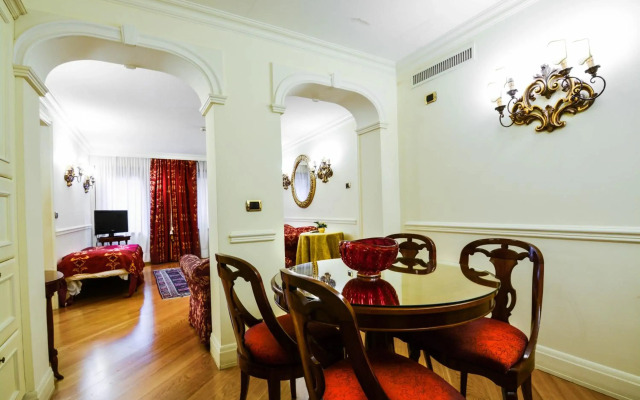 Torre dell'Orologio Suites