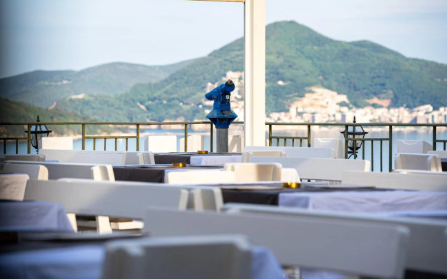 Hotel Adrovic Sveti Stefan