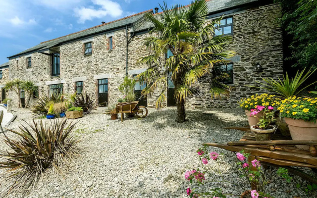 Blackberry Barn