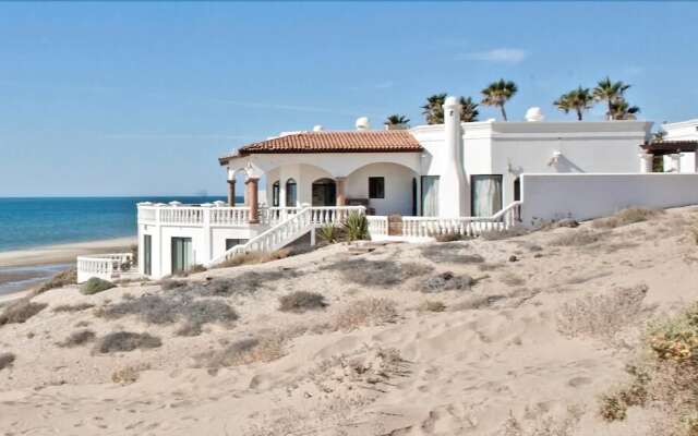 Casa Playa 5 Bedrooms 5.5 Bathrooms Home