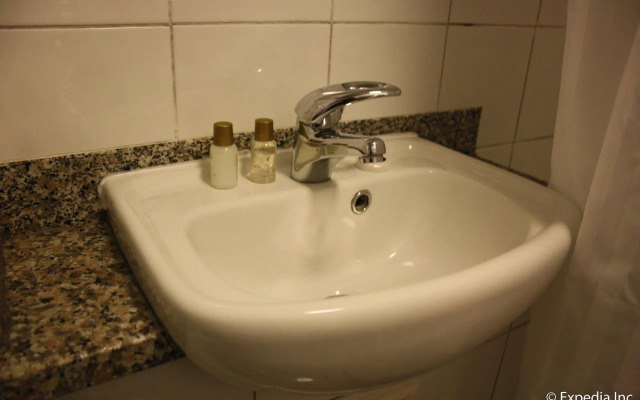 Howard Winchester Hotel