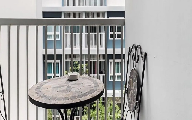 The Trust Huahin Condo Pool View by Dome