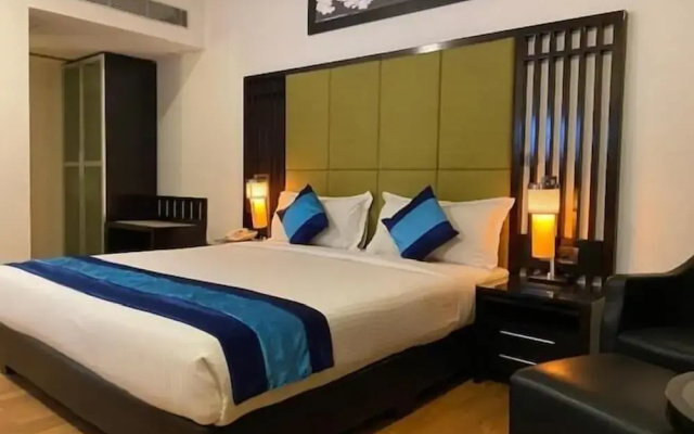 Ebony Boutique Hotel