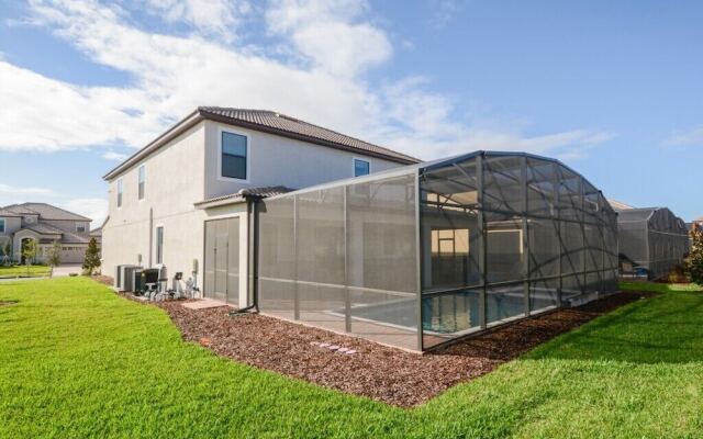 9153 Davenport - 8 Br Home