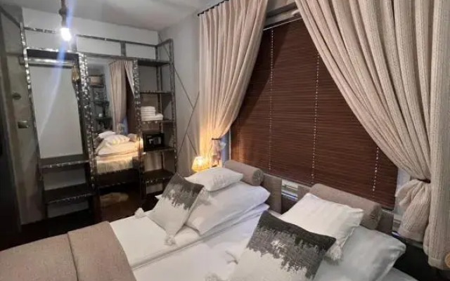 Global Home - No Contact Check In