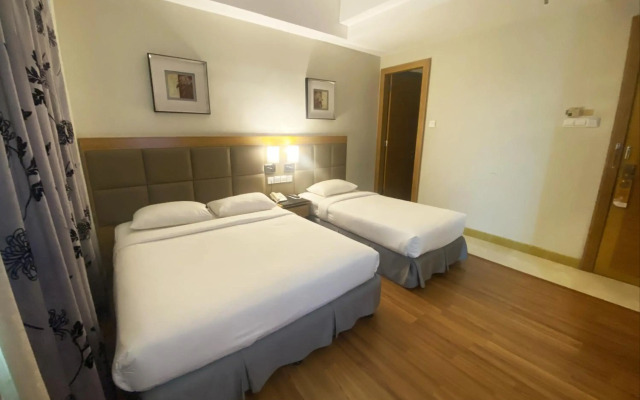 Crown Garden Hotel