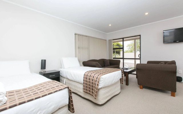 Parkview Motor Inn, Pukekohe