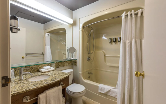 N Hôtel Québec