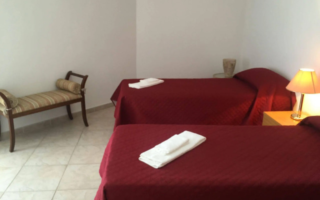 Castelvetere Hotel
