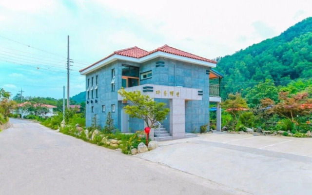 Yangyang Daol Pension
