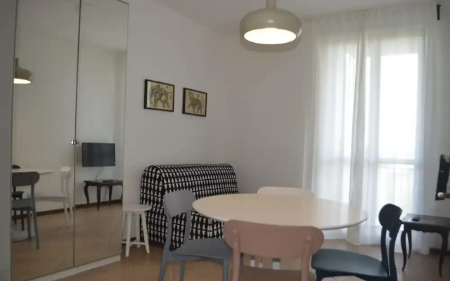 V12 Apartments - Trecate