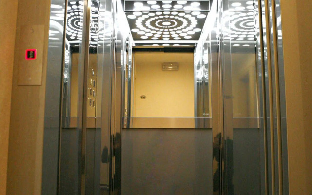 Gimmi Hotel