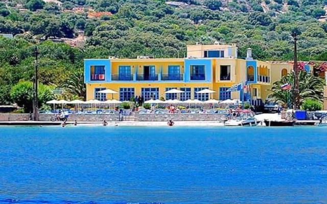 Pedi Beach