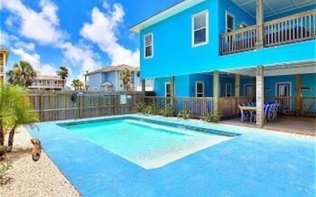 Gnarly Marlin 4 Bedroom Home