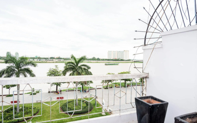 Tao Riverside Residence