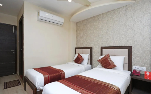 Hotel Aadesh Palace