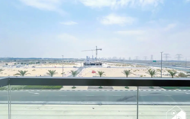 Bright 2bed Family Home: Pool, Gym & Kids Play