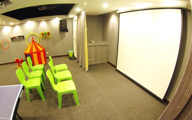Lemon8 Hotel Apartment