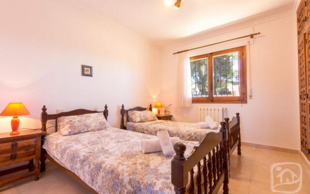 Villa Kelly 12 by Abahana Villas