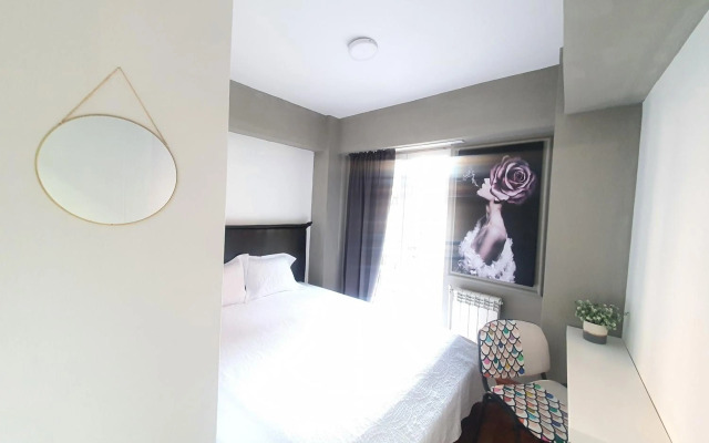 Central 2 bedroom apartment