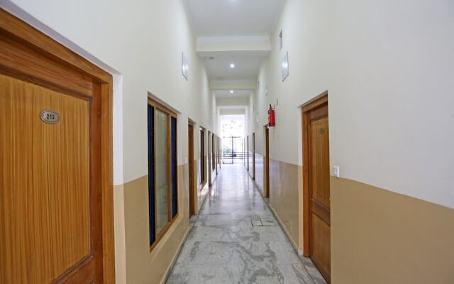 Hotel Jay Continental By OYO Rooms